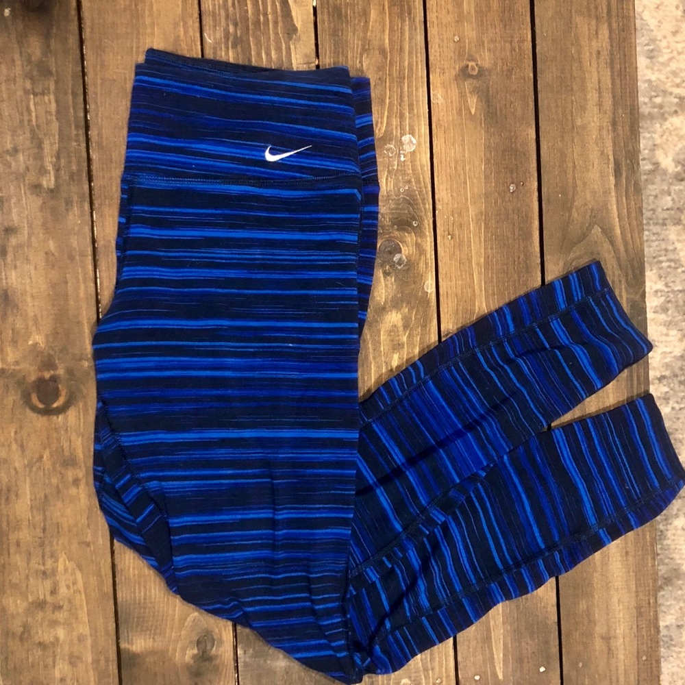 Nike leggings